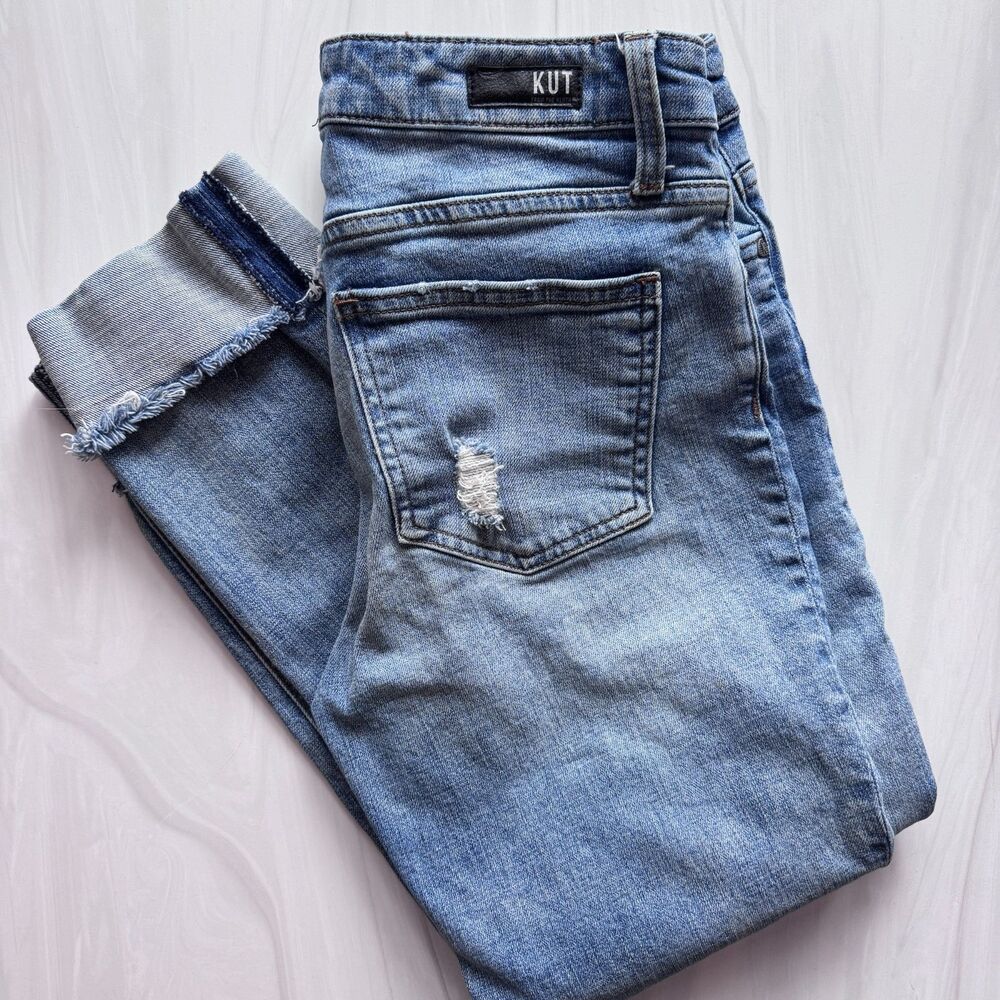 Kut from the Kloth Catherine Distressed Boyfriend Crop Jeans Size 4